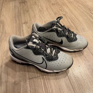 Nike Grey and Black Fastflex unisex baseball cleats